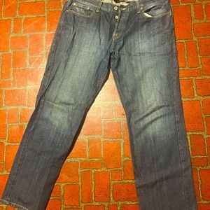 Lucky brand button fly jeans. 38x32